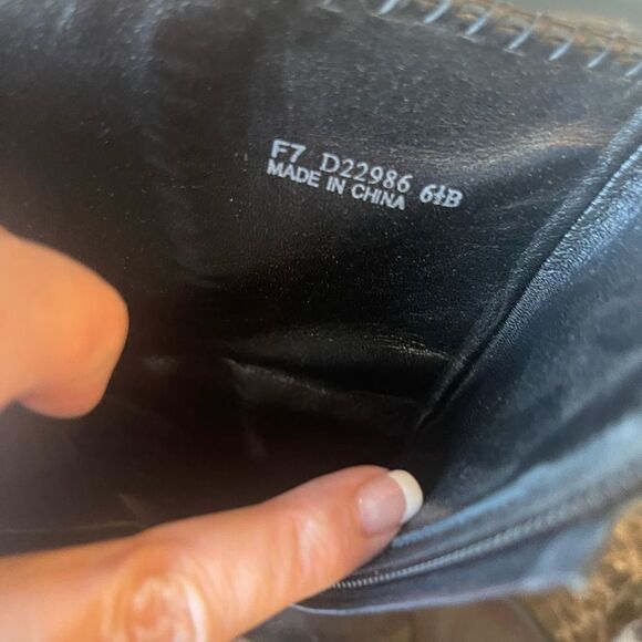 QUALITY Cole Haan Heeled Boot! - Picture 7 of 12